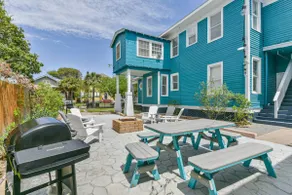 3 Room 2nd-Floor Suite near Beach, Pier, Strand - Image 4