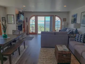 Gorgeous Bay and Ocean views! Sleeps 6 - Image 3