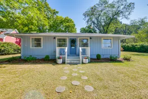 Walk to Dtwn Pine Mountain! Quiet Cottage w/ Yard - Image 3