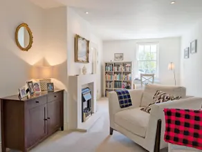 Budgenor Lodge - Image 3