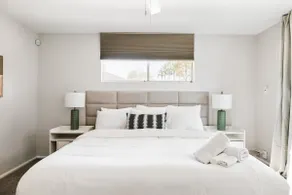 Montecito | Walk/Bike to Old Town, Spa & Sleeps 12 - Image 5