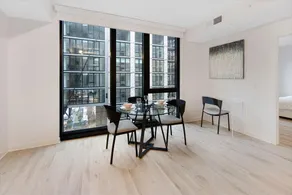 Experience Capitol Hill in Style! - Image 4