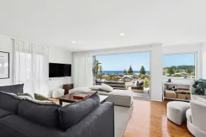 Ocean Views Every Room. 100m to Beach. Sleeps 13 - Image 3