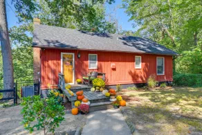 Lakefront Cabin near Solomons Island w/ Hot Tub - Image 5
