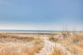 Steps to Sand! Condo w/ 2 Pools in Atlantic Beach - Image 3