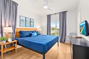 High-end Waterfront | Near Beach & SpaceX Views - Image 4