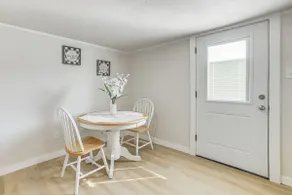 'crosby Huffman Hideaway' Serene Escape w/ Yard - Image 3
