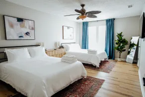 Comfortable 2BR Escape | Walk to MOB - Image 5