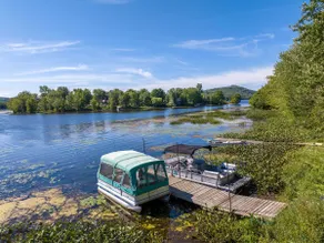 Spa & Lake Access | The Chic Shack of the 3 Lakes - Image 3