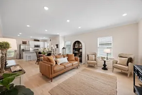 Bluebird Cottage | Near Downtown | Walking Trails! - Image 2