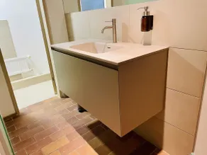 Studio-Standard-Private bathroom - Image 3