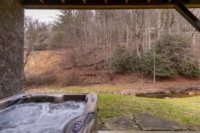 Valle Creek Cabin: Hot tub, pool table, creek! - Image 5