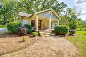 Peaceful Home w/ Porch & Yard, 5 Mi to Rome! - Image 3