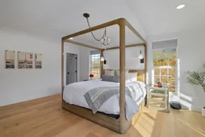 Starry Oak Vineyard Retreat w Hot Tub - Image 2