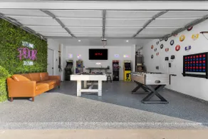 Lakeside Retreat with Pool, Arcade & Mini Golf - Image 4