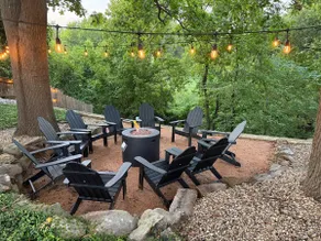 Lakeside Retreat with Pool, Arcade & Mini Golf - Image 2