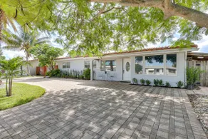 Fish, Swim & Relax Poolside! Deerfield Beach Oasis - Image 3