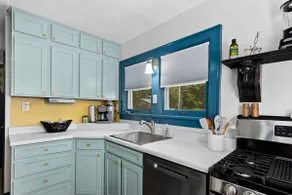 Bartonville 3BR |Peloton + Work Space |5mi Airport - Image 5