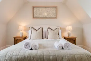 Beautiful 3 Bedroom Home in Chipping Norton - Image 3