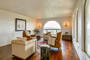 Mtn Views & Hot Tub: Umpqua Valley Villa! - Image 4