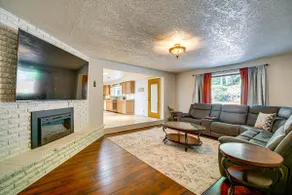 Mtn Views & Hot Tub: Umpqua Valley Villa! - Image 5