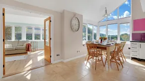 Whitehall Cottage - heart of Painswick - Image 2