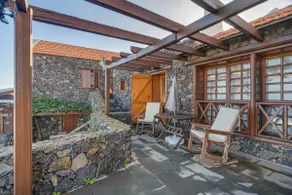Maison de vacances avec jardin, barbecue et internet haut débit | Vue montagne | Parfaite pour le travail à distance - Image 3