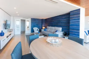 Luxurious and Beautiful three Bedroom Beachfront P - Image 2