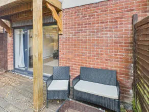 Worcester Retreat by Signature Stays - Pool & Spa - Gym - Modern - Image 5