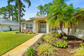 Screened Pool 3BR | Lanai Living & Near the Beach - Image 3