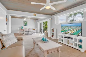 Canal front Home | Private Pool, Kayak & Dock - Image 4