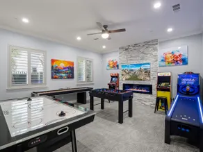 Luxe 7BR|Game Room, Firepit & Mini-putt| Sleeps 22 - Image 3