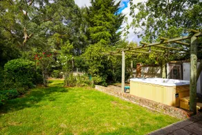 5BR Cambridge Crown Residence - Parking Included - Image 5