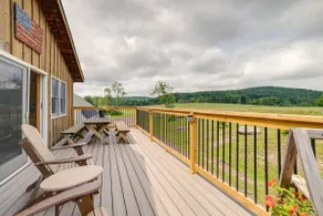 Lakeside Gem: Hot Tub & Game Room in Hancock - Image 5