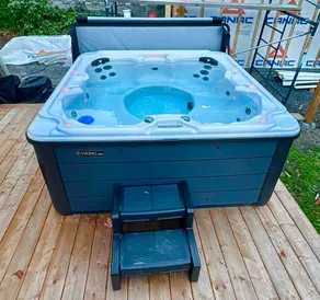Quebec City Spa Apt w/Hot Tub & EV Charger - Image 3