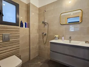 Mamad Family Friendly New Condo By Feelhome - Image 2
