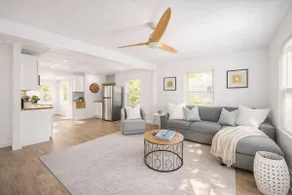 Derby-ready home near Churchill Downs with parking - Image 4
