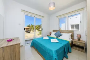 Nissini Villa #8 - Image 5