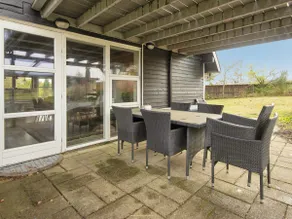 6 person holiday home in Ebeltoft - Image 4