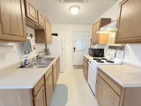 Eleven South: One - Modern Studio Apartment - Image 5