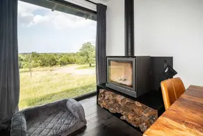 Luxury 4-Bedroom Container Home, Hot-Tub & Firepit - Image 2