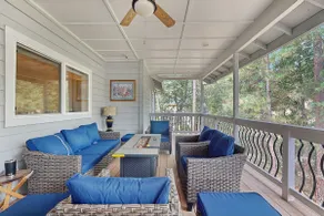 Games, Covered Deck: Family Home 28 Mi to Yosemite - Image 3