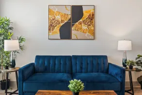 Luxury 2BD/2BA Next to Airport 3115 - Image 5
