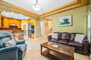 The Shangri-La of La Jolla - Image 3