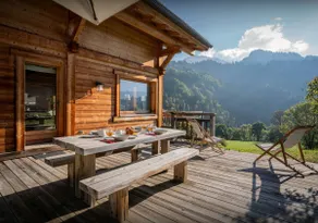 Exclusive alpine ski base - Image 3