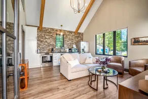 New Unique Tiny Home Near BGSU - Walk to downtown - Image 4