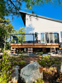 Hightower Luxury Lakefront Chalet - Image 5