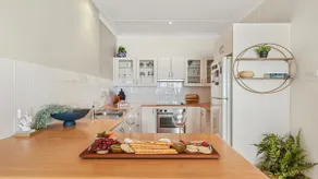 Ocean Blue Apartment Two - apartamento frente al mar - Image 3