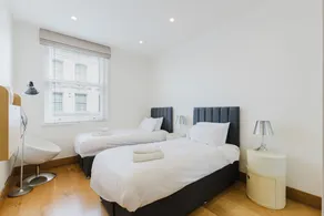 GuestReady - Chic and Comfortable London Retreat - Image 3