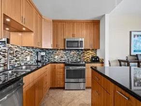 Oceanfront Makena Surf G202 - Professionally - Image 3